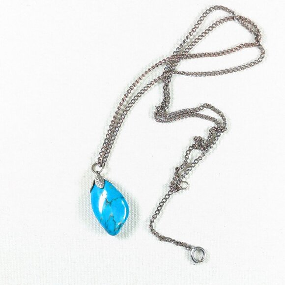Turquoise stone necklace - Picture 2 of 6